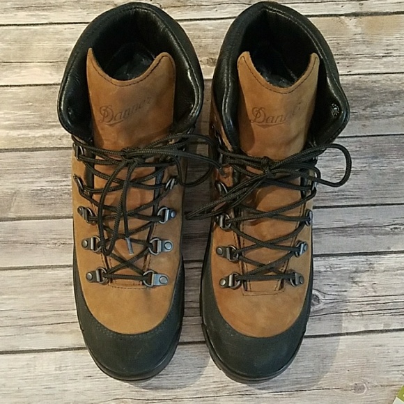 combat hiker 6