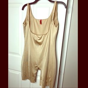 Nude Spanx Bodysuit 2XL