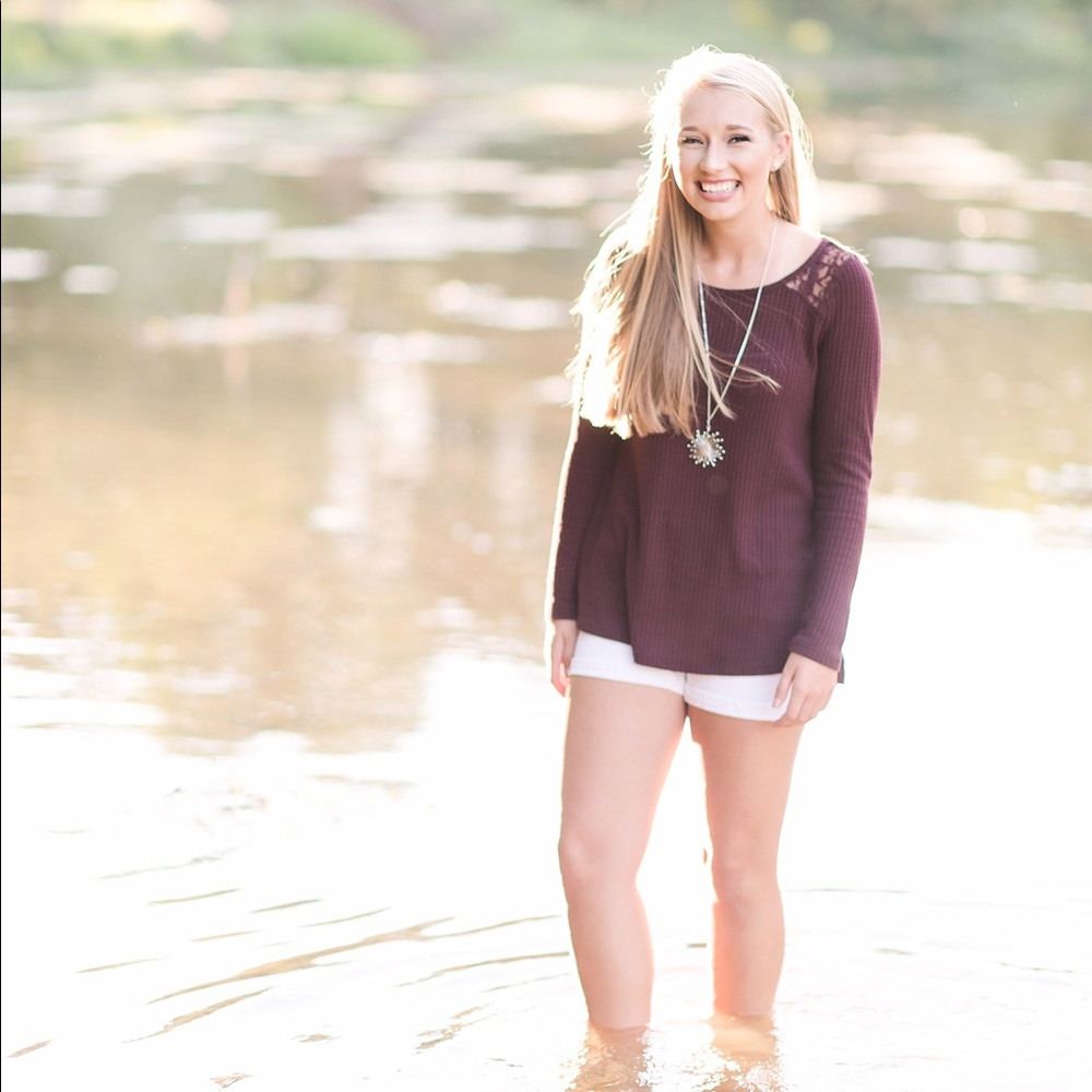 Meet your Posher, Alexandra