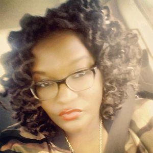 Meet your Posher, Kiera