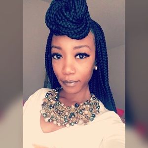 Meet your Posher, Candice