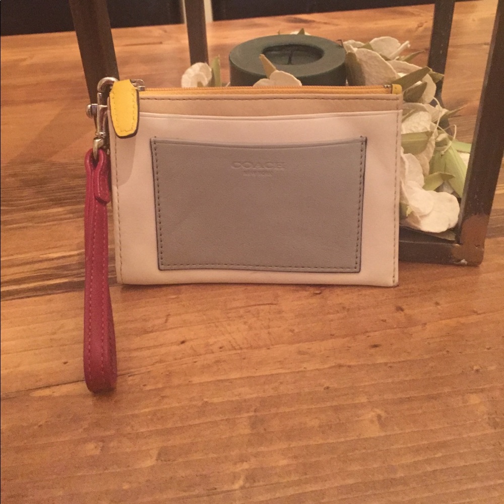 ⭐️ COACH WRISTLET ⭐️