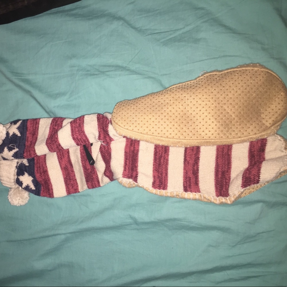 American flag style slipper socks