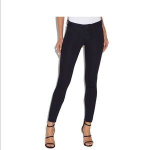 JustFab Booty Lifter Skinny Jeans Indigo