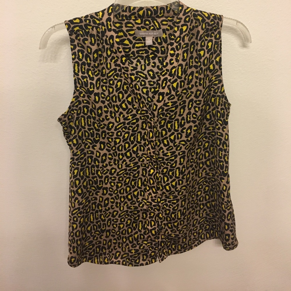 Banana Republic Leopard Print Top Size 4