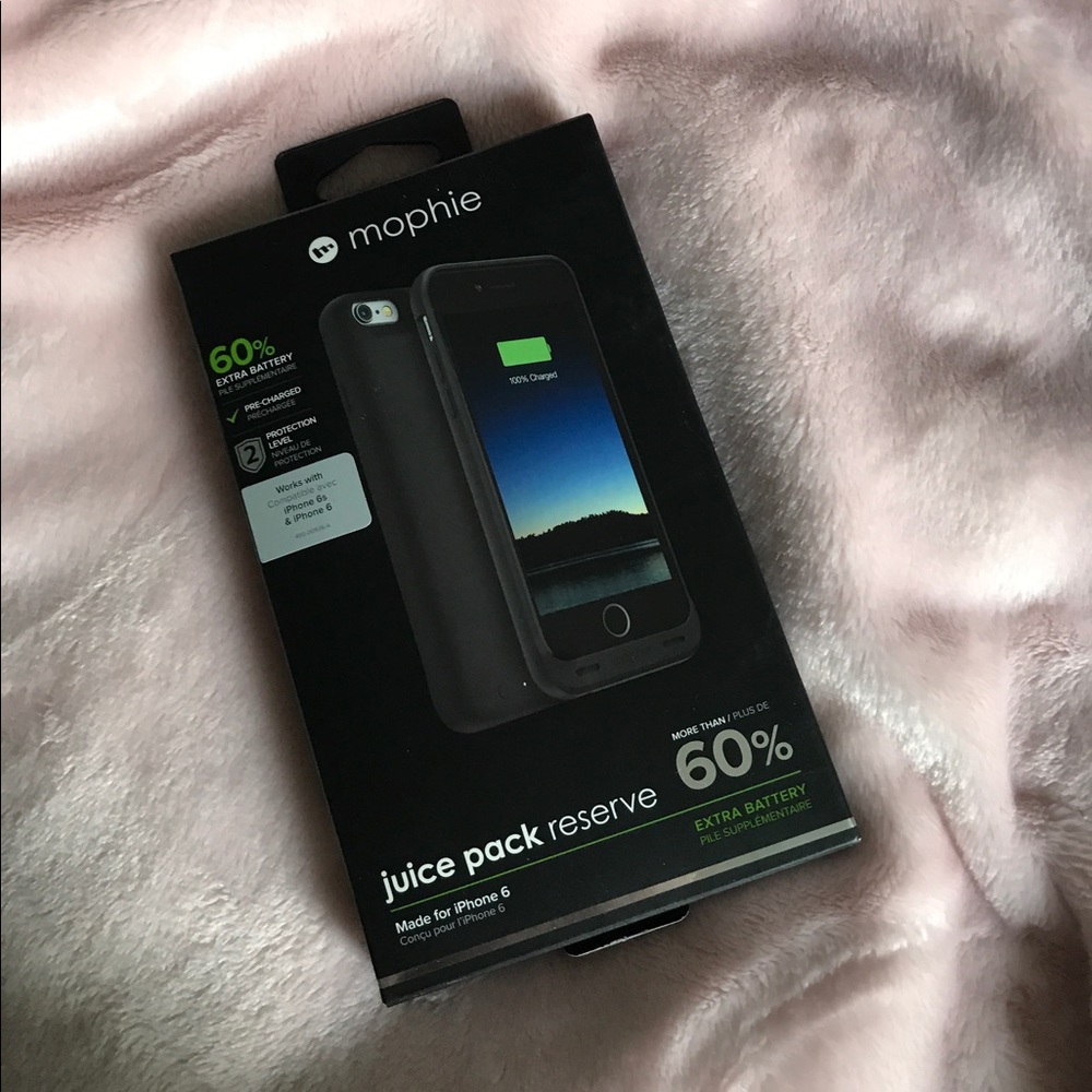 Mophie iPhone 6/6s Charging Case
