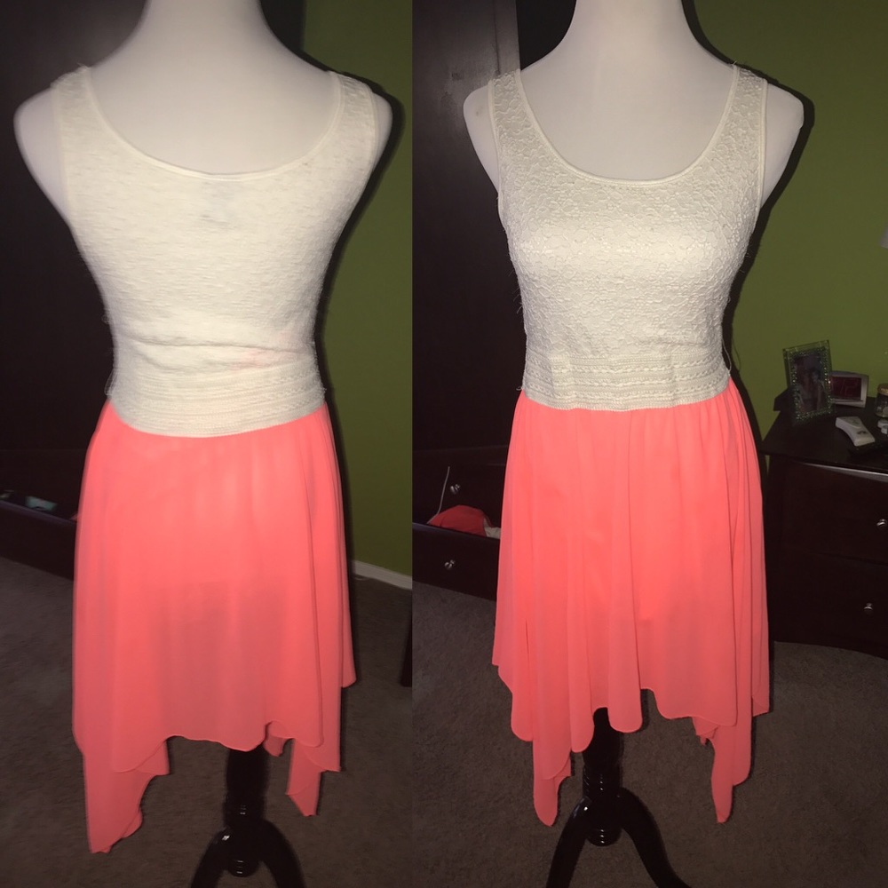 Super cute dress !!