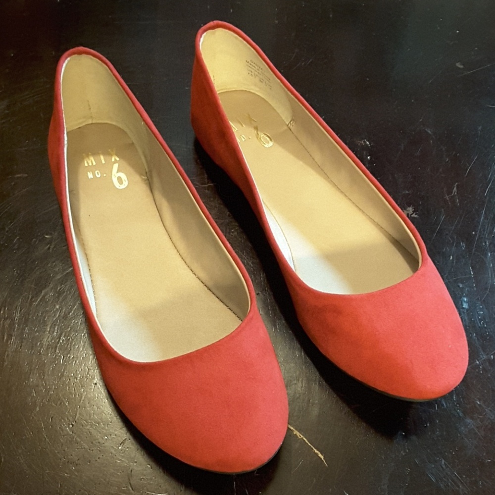 7.5 Mix NO. 6 Red Flats NIB