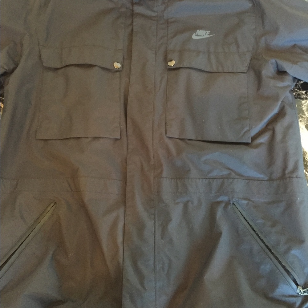 Rain coat