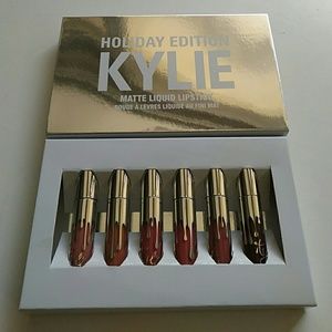 Kylie holiday edition matte liquid Lipstick