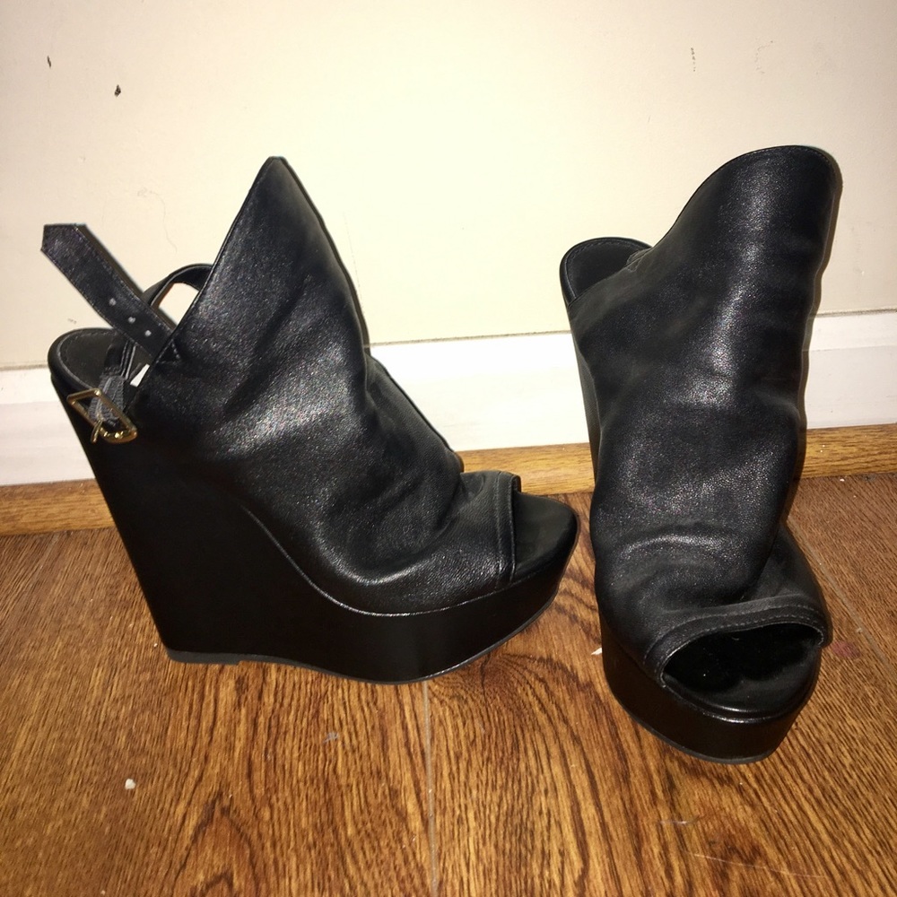 Steve Madden wedges