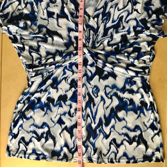 Peter Nygard Cap Sleeve Tee - Picture 7 of 7