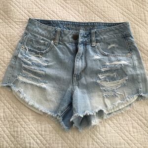 American Eagle light wash highrise festival short