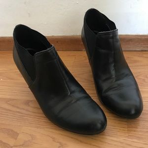 Bandolino Black Boots