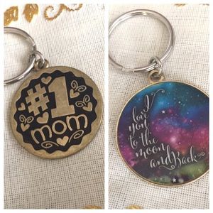 #1 Mom keychain