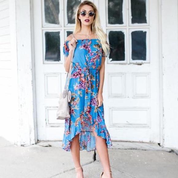 VICI Off The Shoulder Dress - Picture 2 of 4