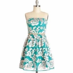 Modcloth Minuet strapless green and gold dress