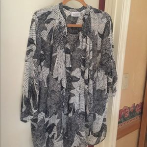 Black and white button down blouse