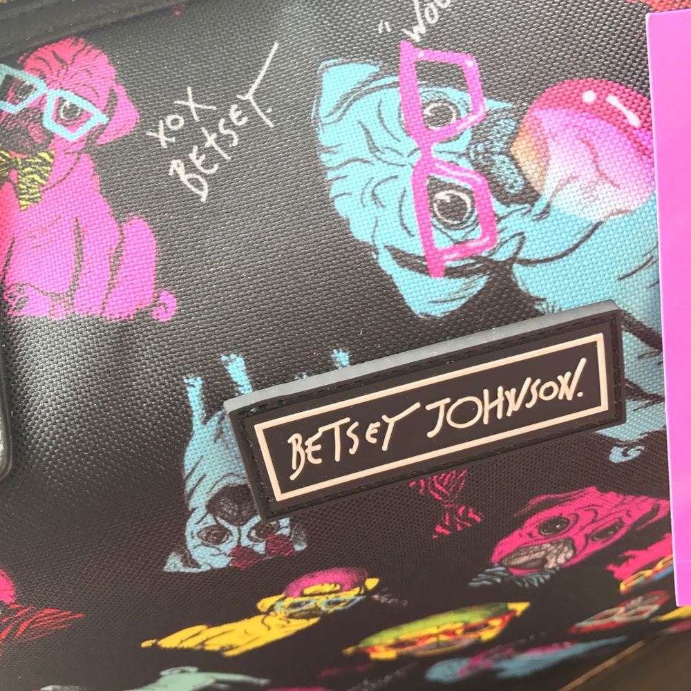 Betsey Johnson Pug Large Duffel Weekender Pom - Picture 2 of 8