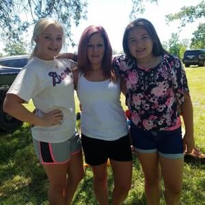 Meet your Posher, Leslie