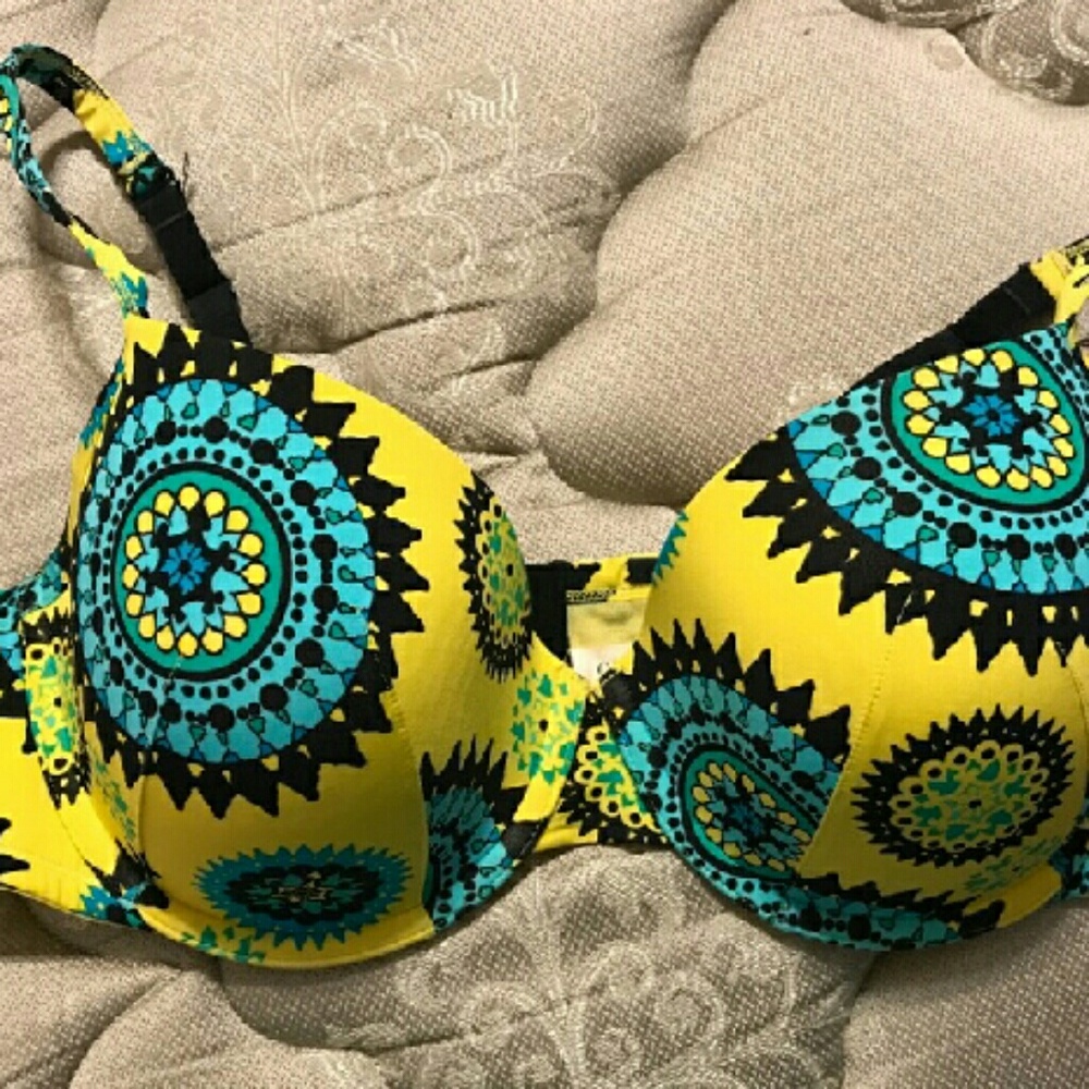 Cacique Bra - Picture 2 of 3