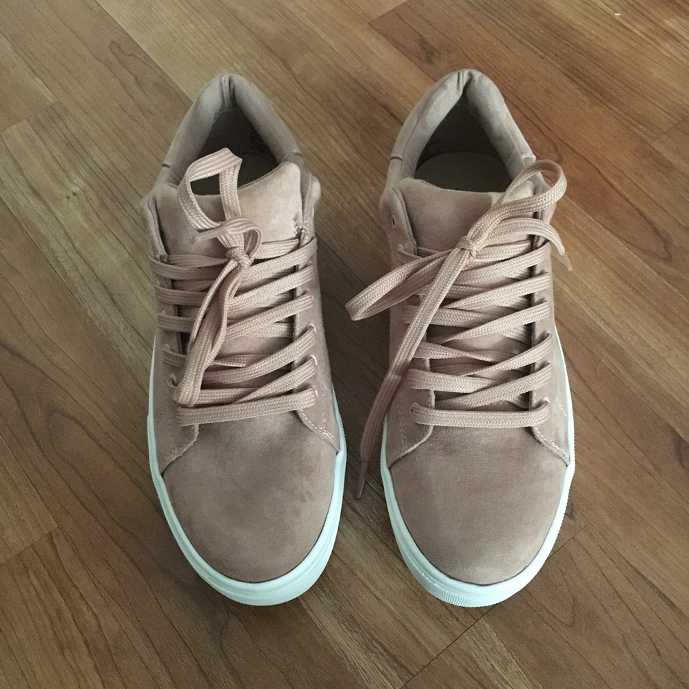 Just Fab Sneakers