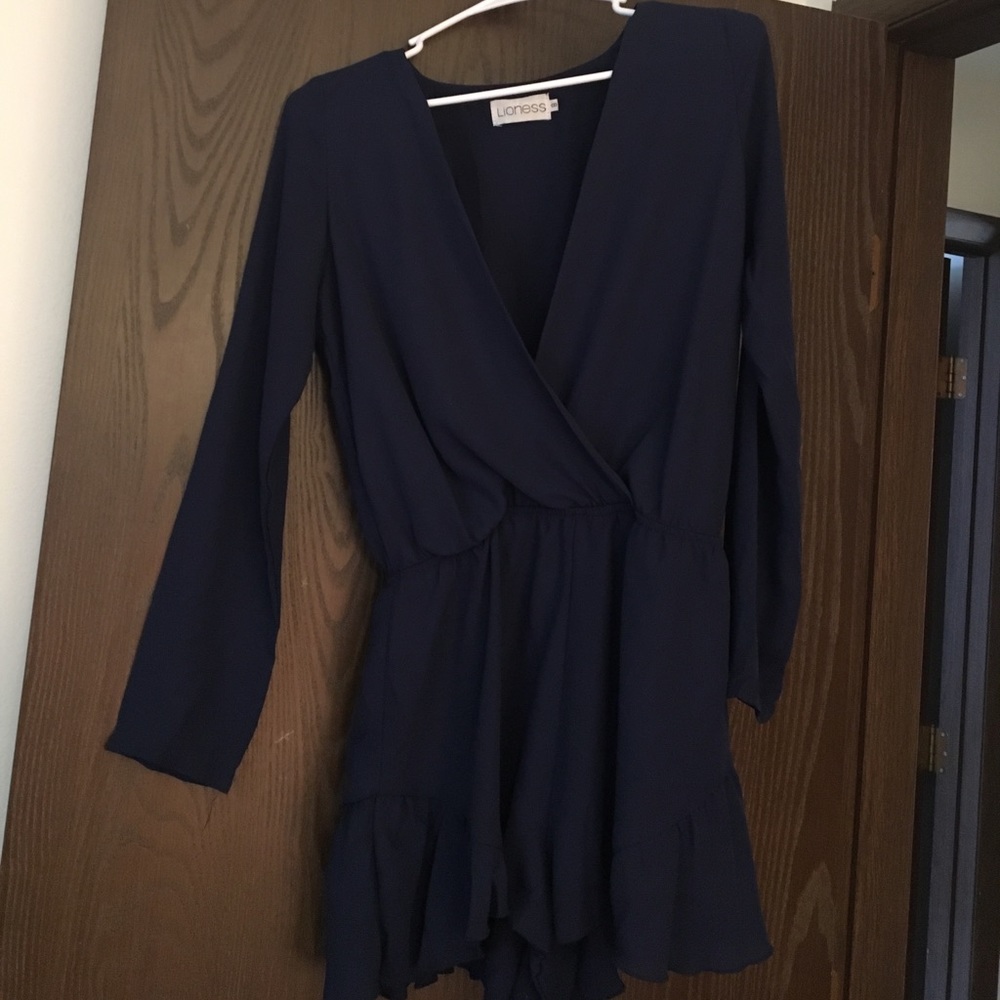 Navy blue LF romper, perfect!
