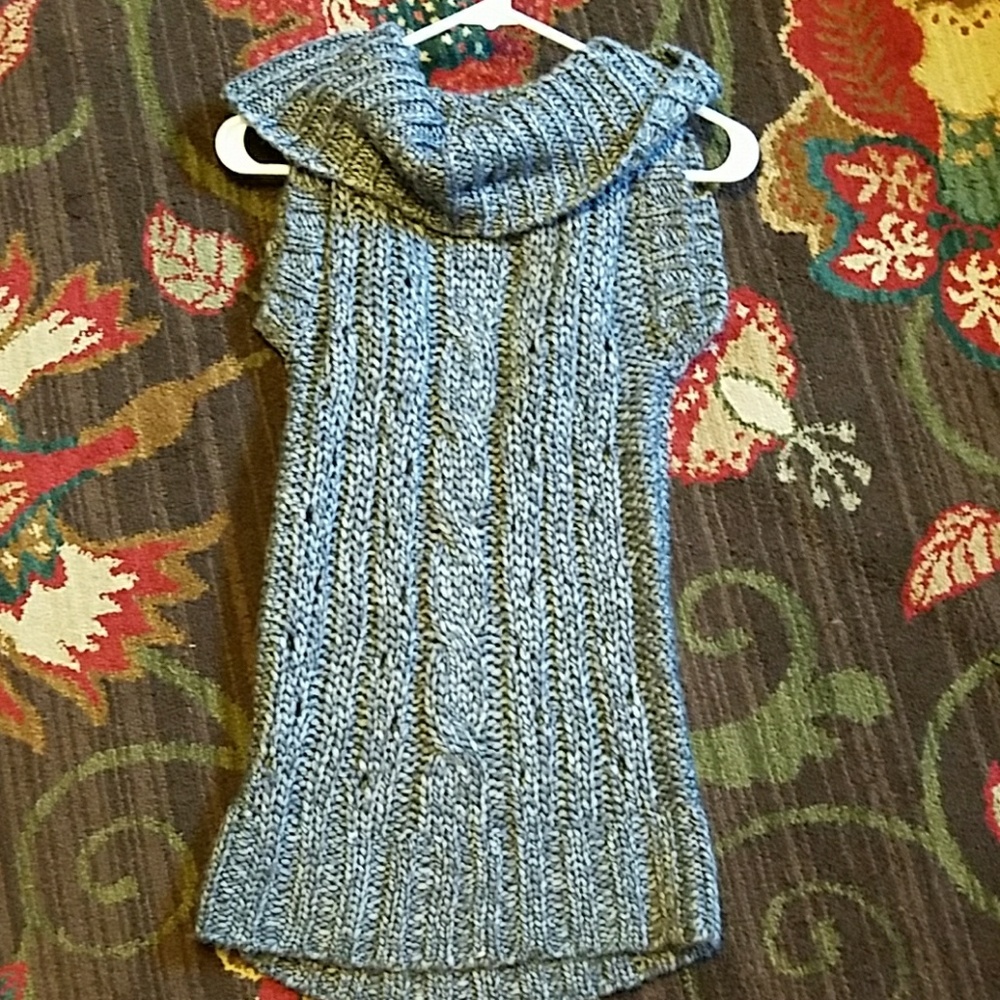 Sparkly cable knit vest