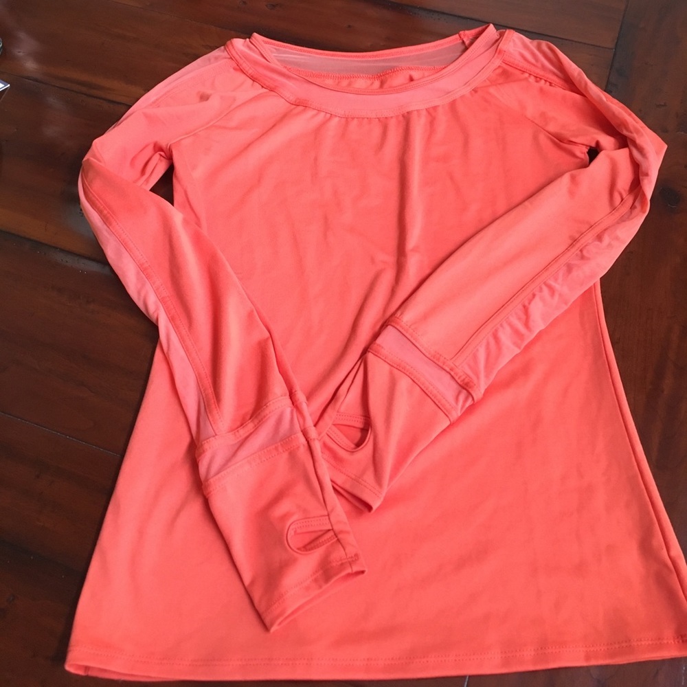 Oiselle long sleeve top with mesh panels