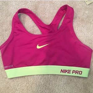 💚NIKE PRO💚
