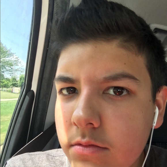 Meet your Posher, Chris - Picture 1 of 1