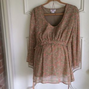 Maternity floral top Size 2x