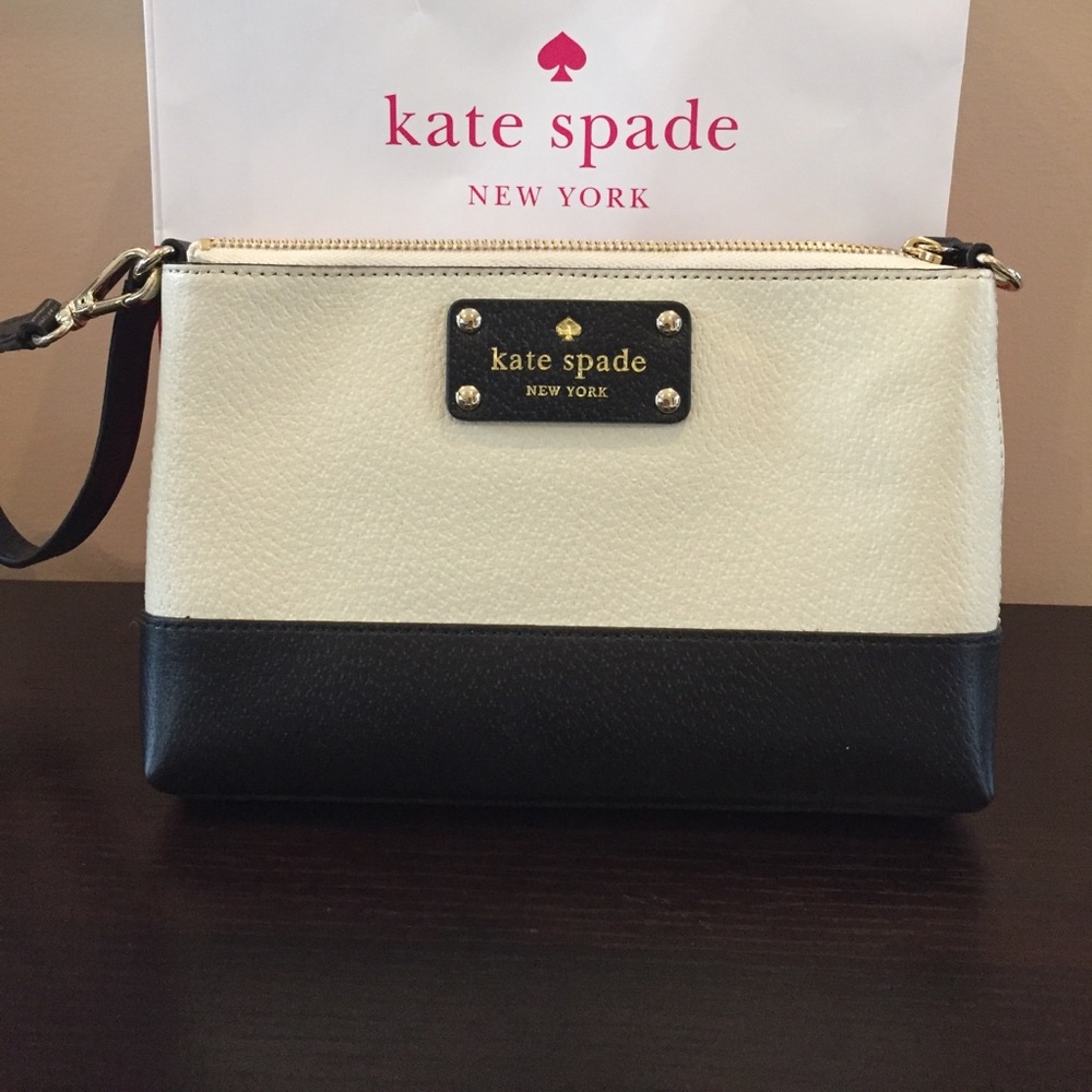 Kate Spade Wristlet