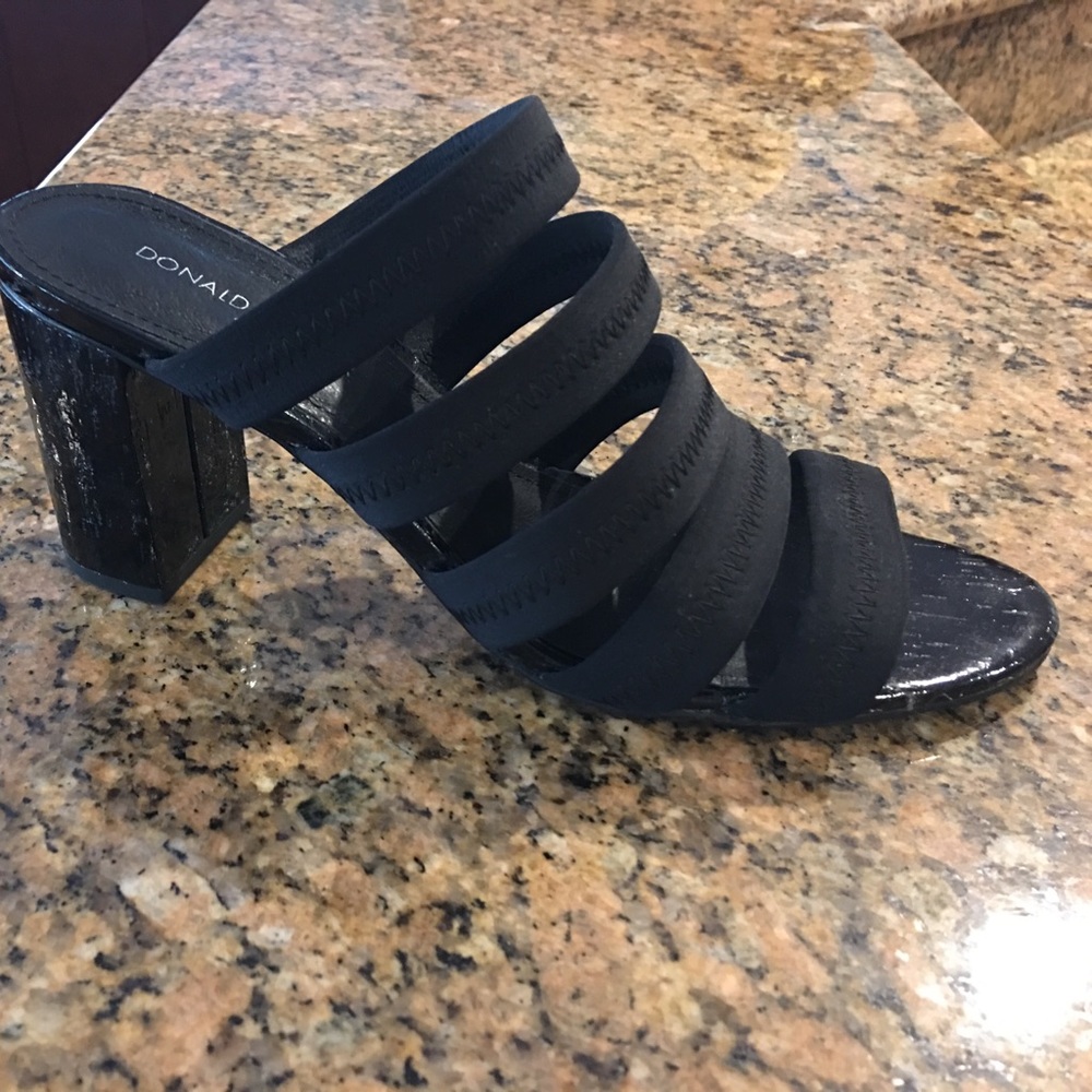 Donald J. Pliner Shoes