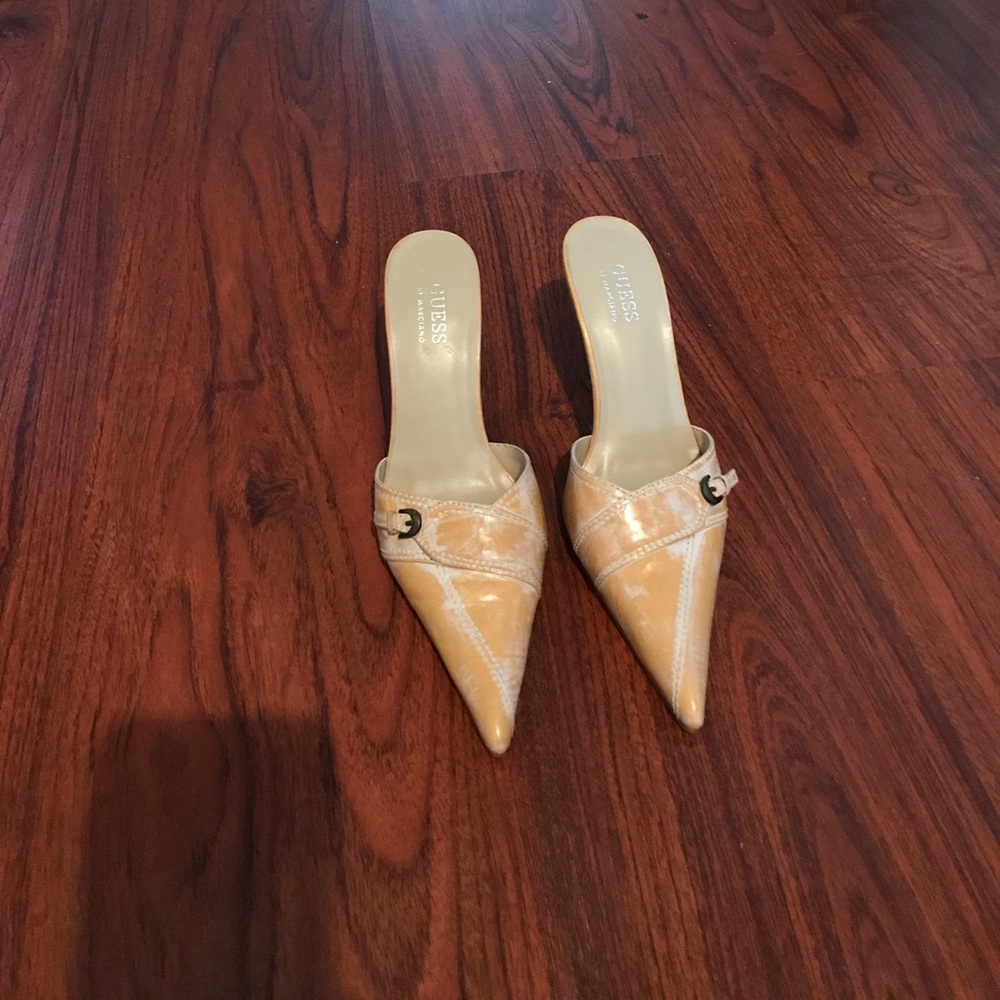 Great when your pedicure isn't fresh.