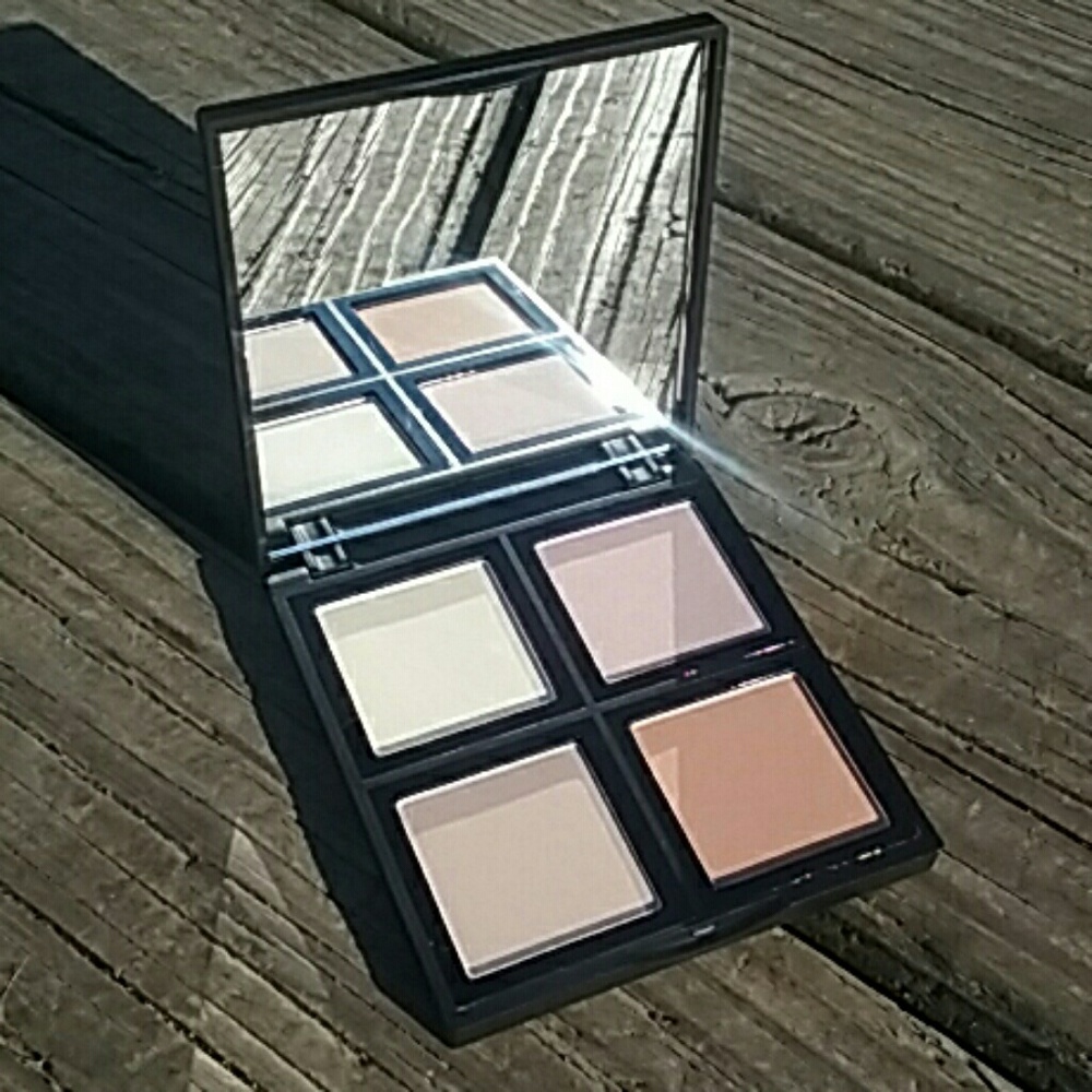 Elf illuminating palete