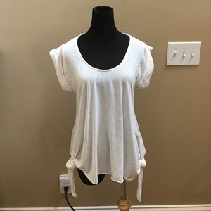 Bebe sz S cream w/ gold dots short roll up sleeves