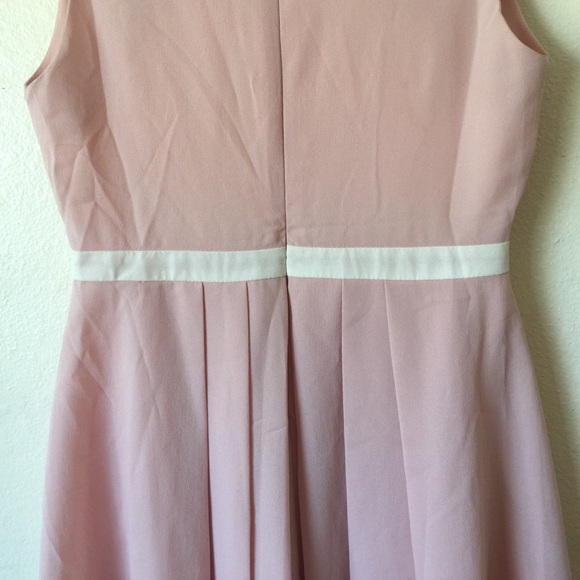 Soft pink dress - Picture 3 of 4