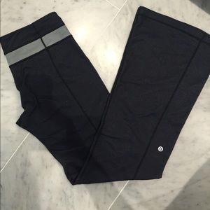 LuLuLemon groove pant in denim