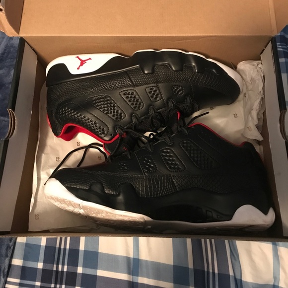 Air Jordan Other - Air Jordan bred 9 low size 12