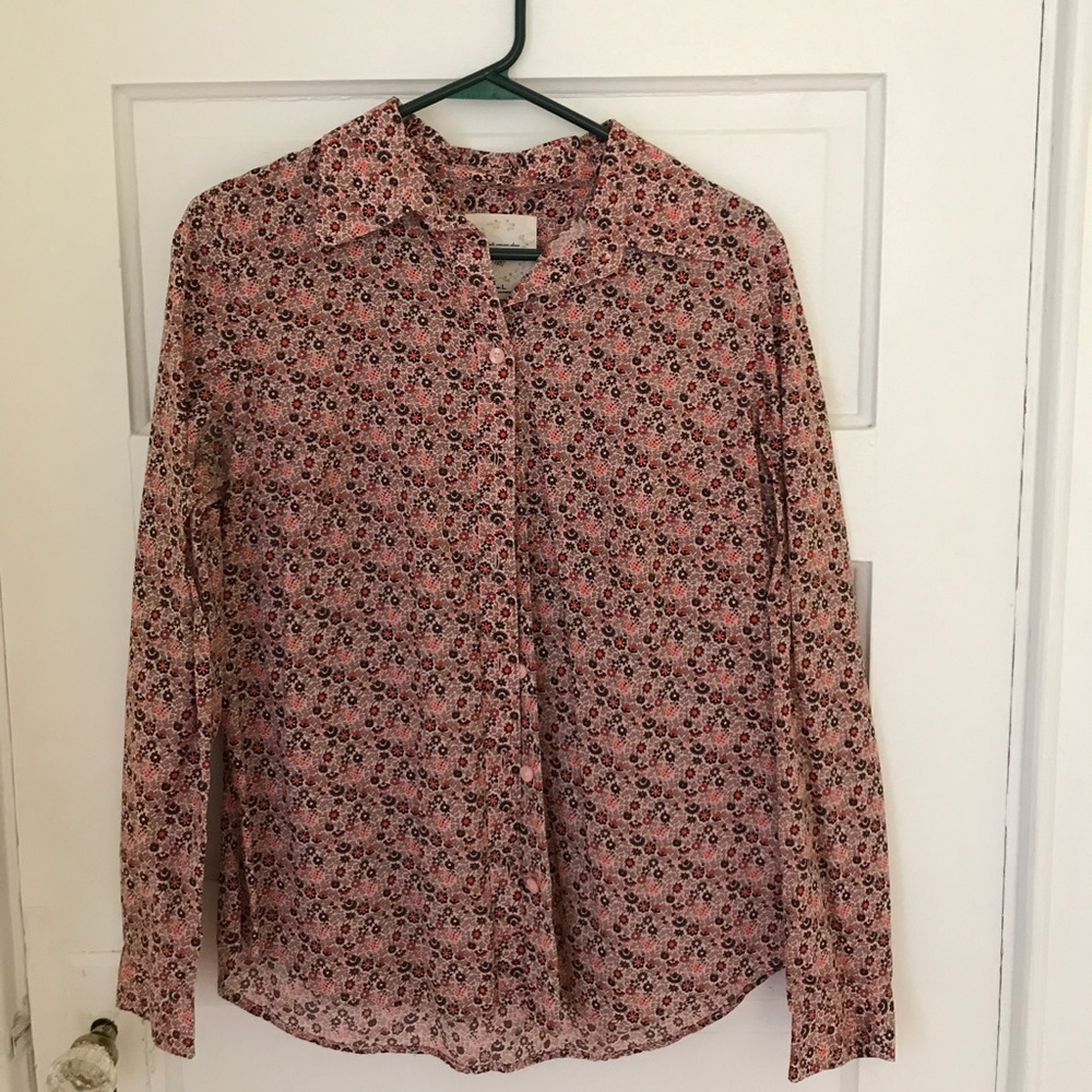 Long-sleeved button up shirt