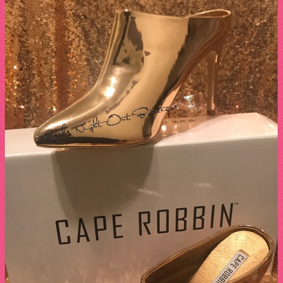 ⚜️Rose Gold Booties - Picture 2 of 4