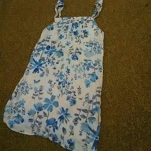 Old Navy flower print knee-length summer dresses
