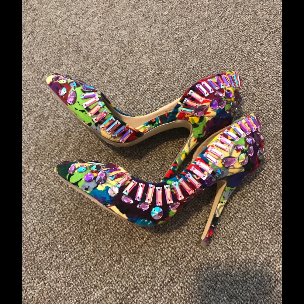 Steve Madden short heels.