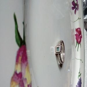 Sterling silver petite ring size 7