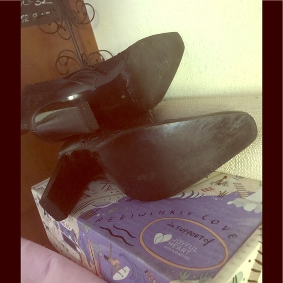 FAITH Black Boots - Picture 3 of 4