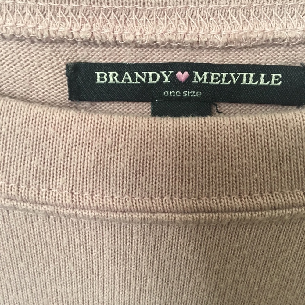 Brandy Melville Pink Cropped Sweatshirt l - Picture 2 of 2