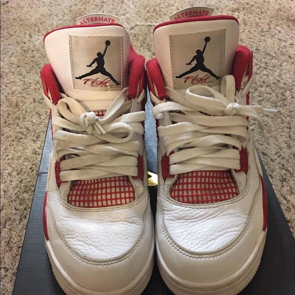 Alternative 4s - Picture 2 of 2