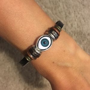 Eyeball bracelet