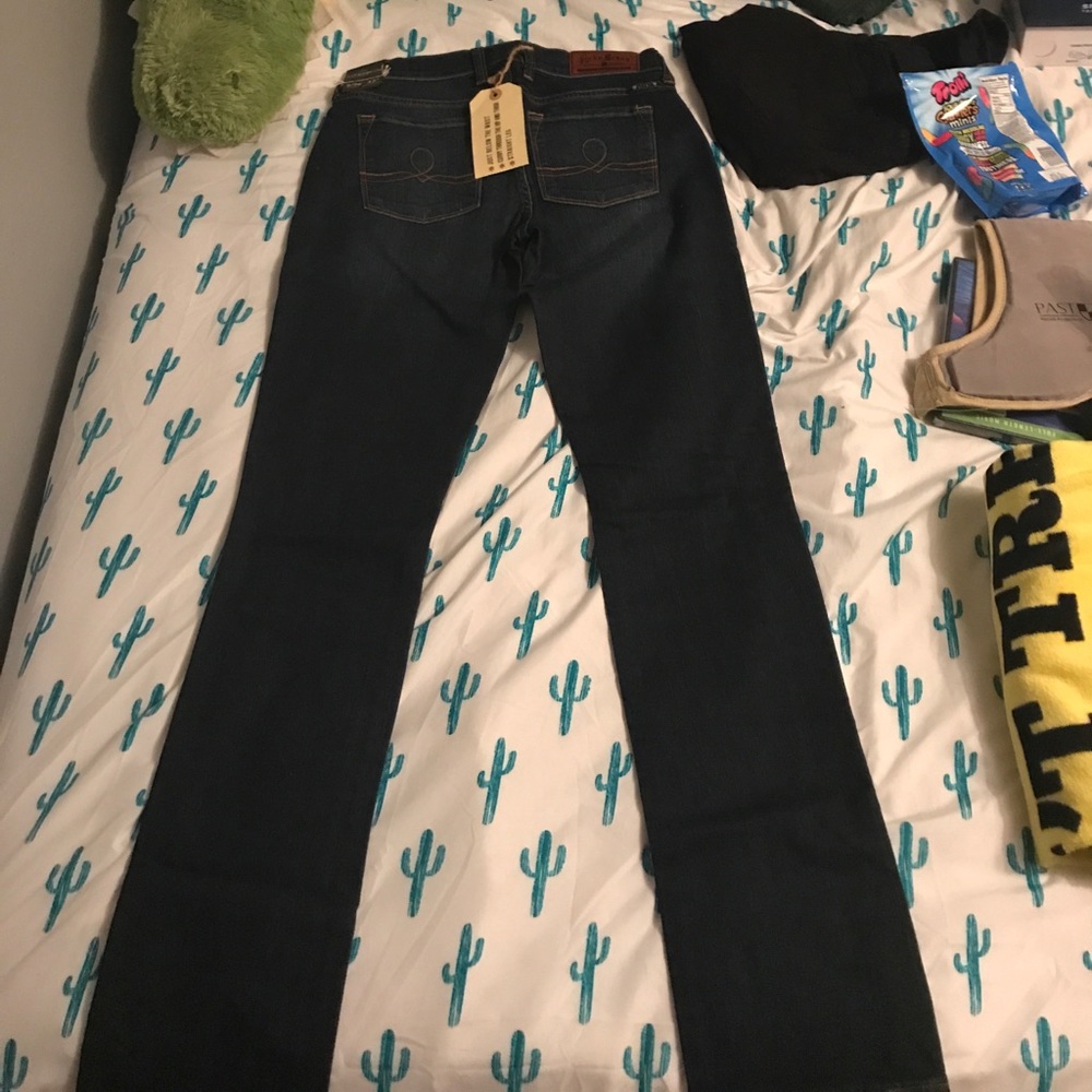 Lucky brand straight leg jeans